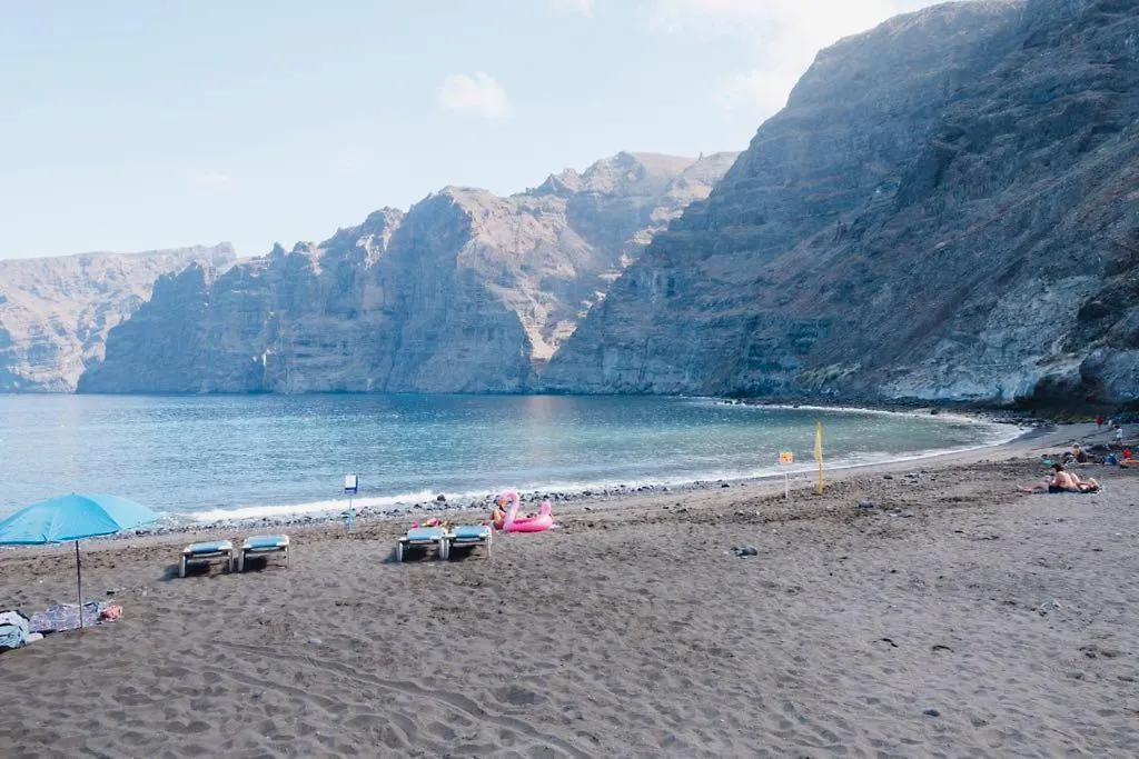 Los Gigantes, Front Line, Cute 2 Bedrooms Free Wifi Santiago del Teide Spanien
